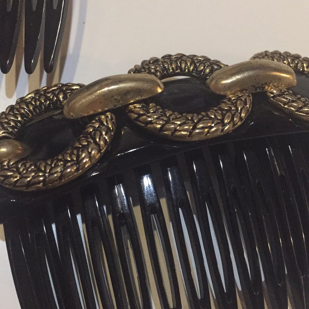 Vintage French Handmade Camille Guillot Comb NWT - Picture 3 of 4